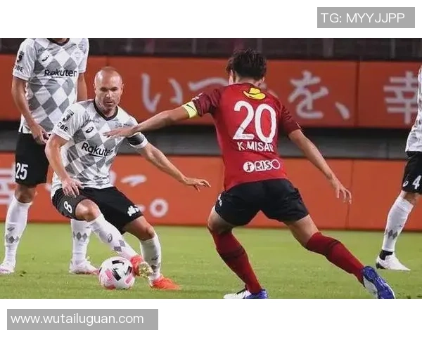 蔚蓝现代与神户胜利的巅峰对决展现足球魅力与团队精神的较量