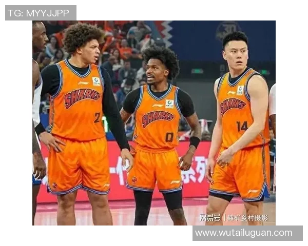 CBA上海队对阵青岛队的比赛前瞻与胜负预测分析