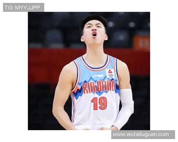 于德豪的奋斗历程与成功秘诀揭秘，启示年轻一代追求梦想的勇气与智慧