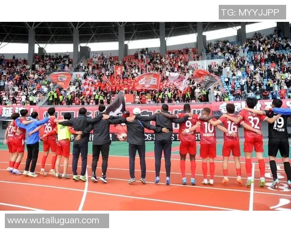 延边北国与济南大友的精彩对决揭示中甲联赛新格局与球队发展潜力 延边北国与济南大友的精彩对决揭示中甲联赛新格局与球队发展潜力