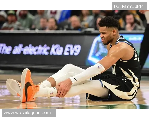 活塞惨遭28连败创历史纪录主帅辞职球员泪洒更衣室情景感人至深