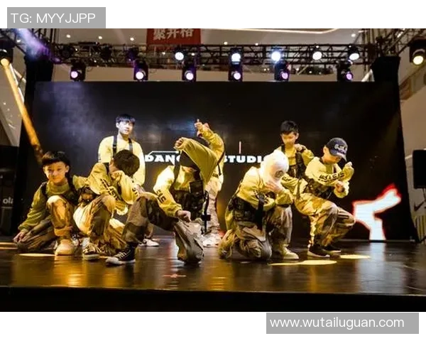 广州街舞队的热情与活力揭秘街舞文化的魅力与传承MBA