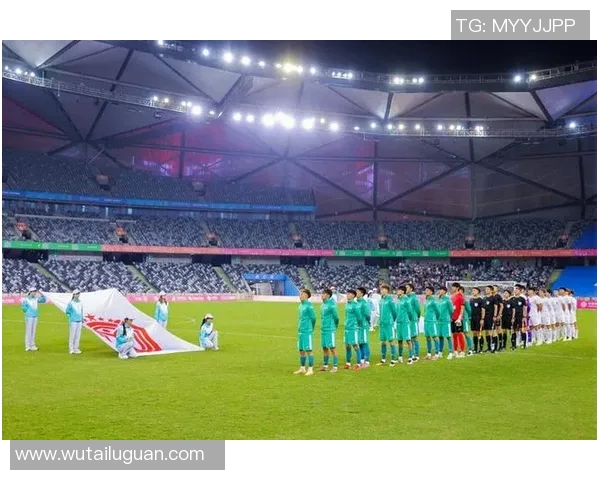 U20辽宁队与新疆队激战正酣青年篮球赛场上的精彩对决引人瞩目