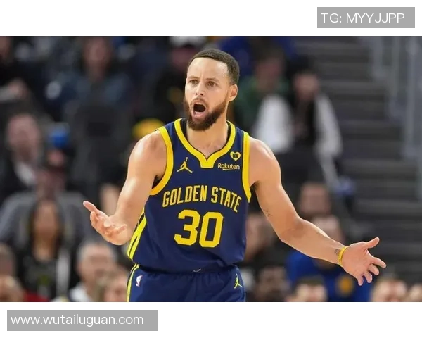 库里三分大赛决赛狂轰20球创历史纪录展现无与伦比的投篮技巧