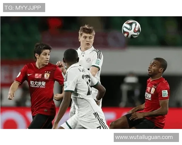 巴萨与埃尔切精彩对决回放全程回顾与分析