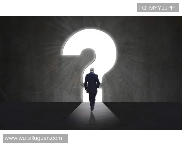 李泓澎的成长之路：从青涩少年到职场精英的奋斗历程与人生感悟